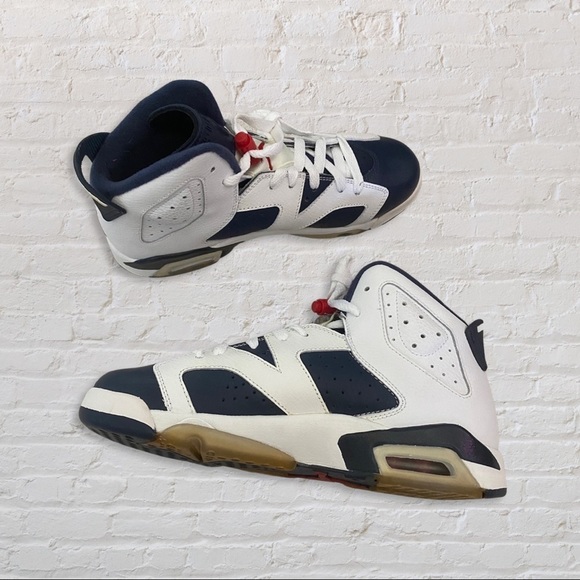 {Air Jordan} 6 Retro (GS) - Picture 4 of 6